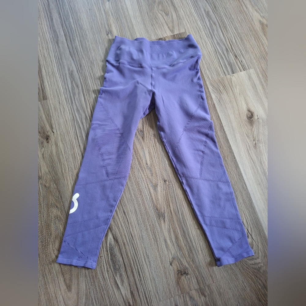 Womens Peloton Atletic Leggings Medium Lile New‎ Purple